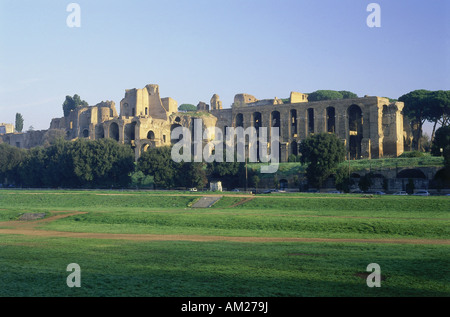 Geographie/Reisen, Italien, Rom, Circus Maximus, in 329 BC - 549 AD, Aussicht, Imperial Palace im Hintergrund, Palatin, Additional-Rights - Clearance-Info - Not-Available Stockfoto