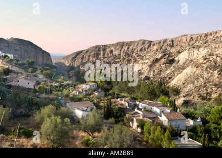 Das Bergdorf von Los Molinos del Rio Aguas, in der Nähe von Sorbas und Mojacar, Almeria, Andalusien, Spanien Stockfoto