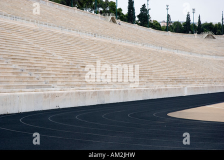 Panathinaiko-Stadion, Athen, Griechenland. Gebaut für die ersten Olympischen Spiele der Neuzeit im Jahre 1896, der weiße pentelischem Marmor Kallimarmaro S Stockfoto