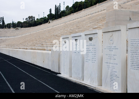 Panathinaiko-Stadion, Athen, Griechenland. Gebaut für die ersten Olympischen Spiele der Neuzeit im Jahre 1896, der weiße pentelischem Marmor Kallimarmaro S Stockfoto