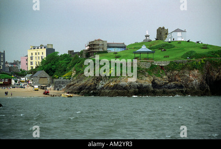 Tenby vom Meer aus gesehen Stockfoto