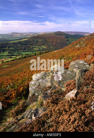 Blick vom Bamford Moor in Richtung Win Hill und Mam Tor in Derbyshire Peak District Stockfoto