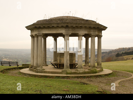 Inglis Memorial Pavillion auf North Downs Way, über Reigate, Blick in Richtung Box Hill, Surrey Stockfoto