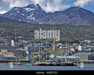 Ushuaia, Argentinien und Ushuaia Bay am Beagle-Kanal Stockfoto