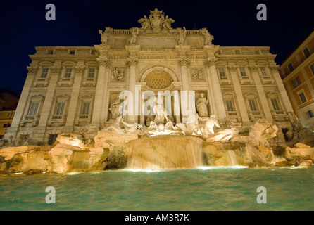 Der Trevi-Brunnen in Rom Italien Stockfoto