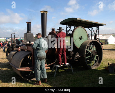 Dampf-Rollen bei der 2007 Great Dorset Steam Fair Blandford Forum Dorset-England Stockfoto