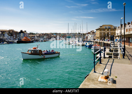 Hafen von Weymouth, Weymouth, Dorset, England, UK - kleine Vergnügungsreise ferry Stockfoto