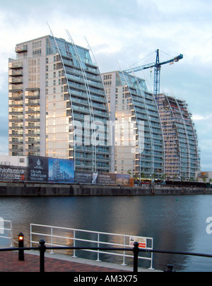 Moderne Wohnungen, Salford Quays, Manchester, UK Stockfoto