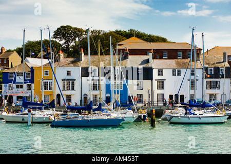 Dorset Stadt Weymouth und der äußere Hafen und bemalten Häuser UK Stockfoto