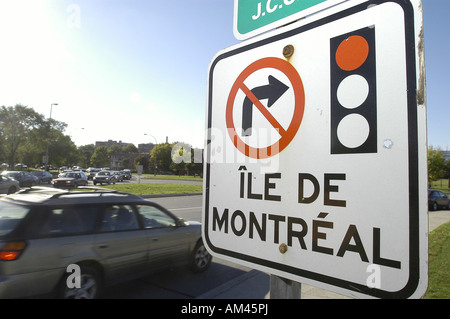 Verkehrszeichen, die Signalisierung keine links drehen Montreal Quebec Kanada Stockfoto