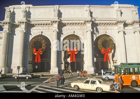 Weihnachtskränze bei Union Station Washington DC Stockfoto