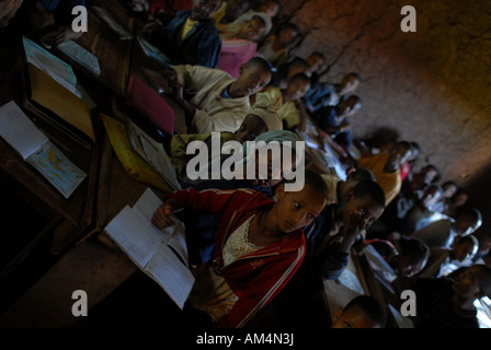 Äthiopische Bildung. Ein Klassenzimmer in Haro Grundschule, Äthiopien Stockfoto