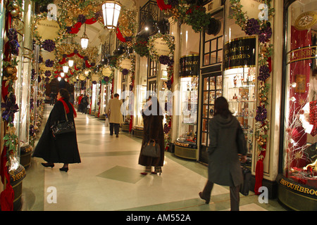 London Piccadilly Fürsten Arcade zu Weihnachten Stockfoto