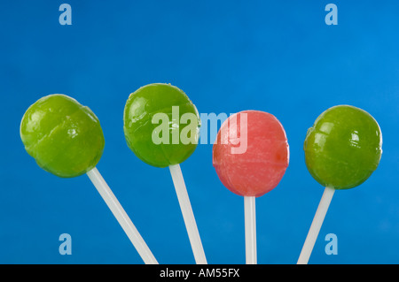 Nahaufnahme der vier Lutscher Stockfoto