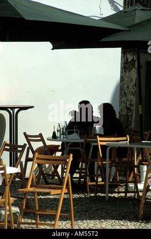 Altea Tourist auf einer Terrasse Stockfoto