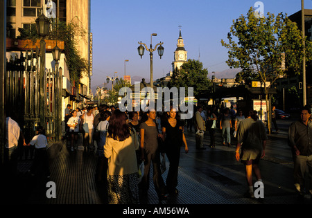 Santiago-Fußgängerzone in der Innenstadt von Santiago Stockfoto