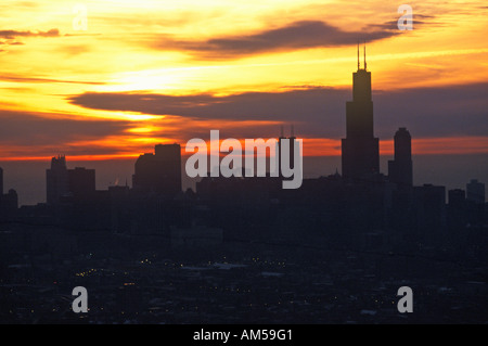 John Hancock Building überragt die Skyline von Chicago an Sunrise Chicago Illinois Stockfoto