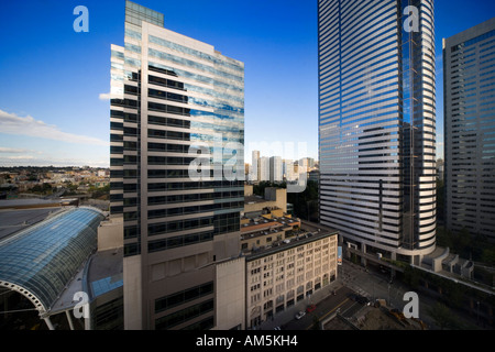 Seattle 7th Ave & Union sq: Washington State Convention and Trade Center; ACT-Theater und Zippo-Gebäude Stockfoto