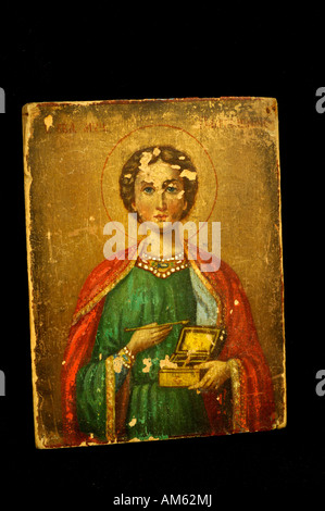 Asien, Russland. Typische russische Kunsthandwerk. Antike bemalte Saint-Symbol. Property-release Stockfoto