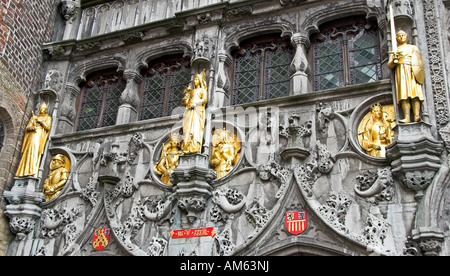 Statuen der Basilika des Heiligen Blutes (Heilige ansehen Basiliek) in Brügge, West-Flandern, Belgien Stockfoto