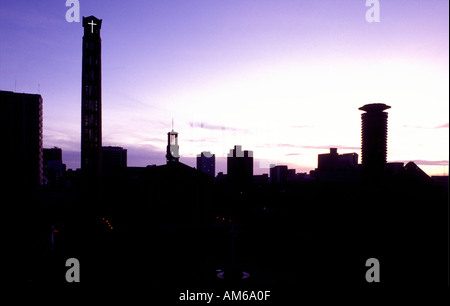 Skyline von Nairobi im Morgengrauen aus dem Intercontinental Hotel gesehen Stockfoto