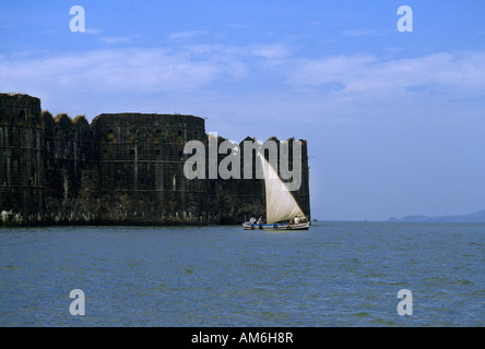 Alibag India Kolaba Fort (Murud-Janjira) Segelboot Auf Dem Weg Nach Fort Island Stockfoto