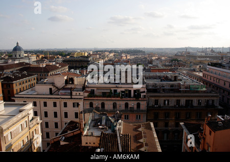 Rom-Skyline-Blick vom Stadtteil Esquilino Stockfoto