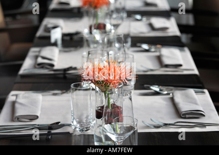 Gedeckten Tisch in einem Restaurant Business, Düsseldorf, NRW, Deutschland Stockfoto