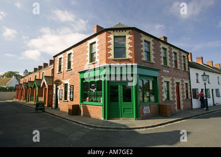 Der Tante-Emma-Laden, Ulster Folk und Transport Museum Belfast Stadt kulturelle und touristische Attraktion Nordirland Großbritannien Großbritannien GB Stockfoto