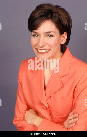 Mitte adult Geschäftsfrau, Lächeln, Porträt Stockfoto