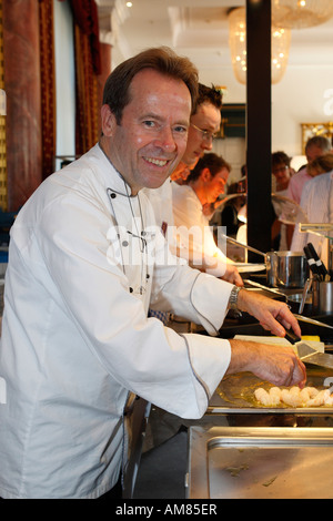 Grandhotel Schloss Bensberg, Festival der Meisterköche, Sterne-Koch Dieter Müller, Bergisch Gladbach-Bensberg, Nordrhein-Westph Stockfoto