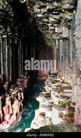 Fingal's Cave, Staffa, Treshnish Inseln in der Nähe von Mull, Westküste von Schottland, Vereinigtes Königreich Stockfoto