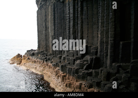 Fingal's Cave, Staffa, Treshnish Inseln in der Nähe von Mull, Westküste von Schottland, Vereinigtes Königreich Stockfoto