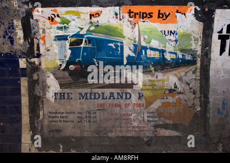 Midland 'Blue' Pullman-Poster aus dem 60er - unterirdische Euston Station stillgelegten Tunnel Stockfoto