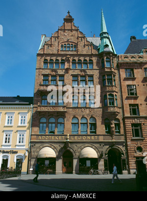 Apoteket Lejonet (Löwenapotheke), Stortorget (Großer Markt), Malmö, Skåne, Schweden. Stockfoto
