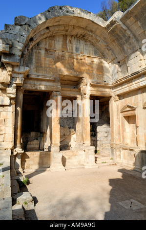 Frankreich, Gard, Nimes, Diana Temple im Jardin De La Fontaine Stockfoto