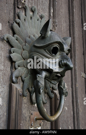 Dem Heiligtum-Klopfer auf die Nordtür der Durham Kathedrale befindet. Stockfoto