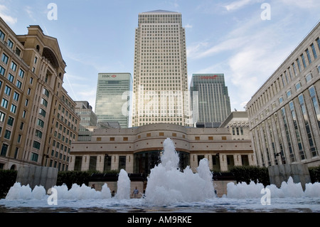 Ansicht von Canary Wharf Komplex von Cabot Square Stockfoto