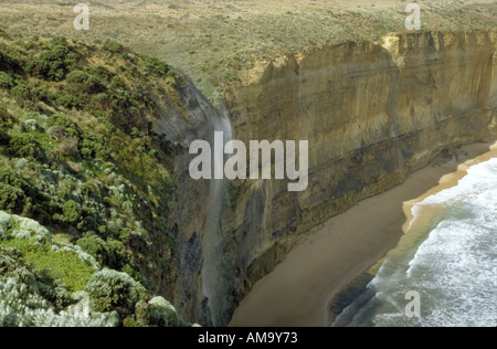 Ein Wasserfall im Port Campbell National Park auf der Great Ocean Road in South Australia Stockfoto