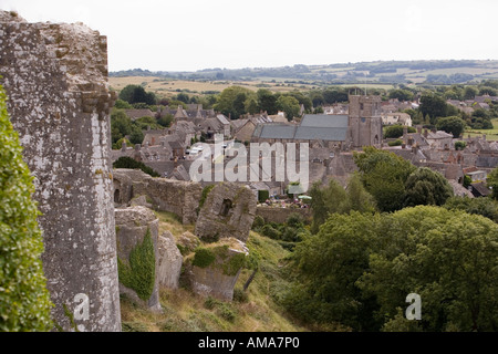 UK Dorset Corfe Castle Dorf von der Burg Stockfoto