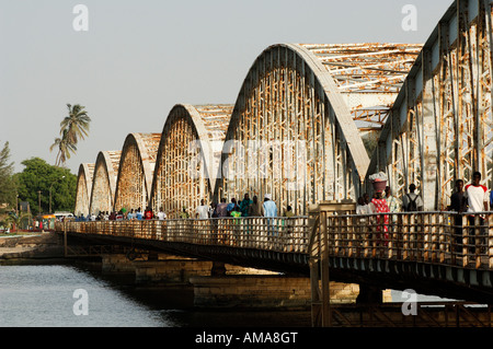 Senegal, Region Saint-Louis, Saint-Louis, Pont Faidherbe über Senegal-Fluss Stockfoto