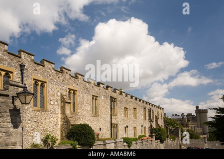 West Sussex South Downs Arundel Priory und Schloss Stockfoto