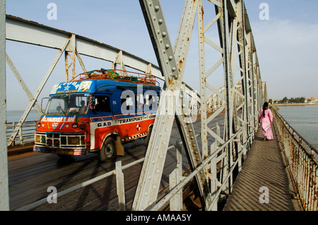 Senegal, Region Saint-Louis, Saint-Louis, Pont Faidherbe über Senegal-Fluss Stockfoto