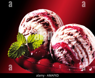 Schwarzwälder Kirsch Eis Stockfoto