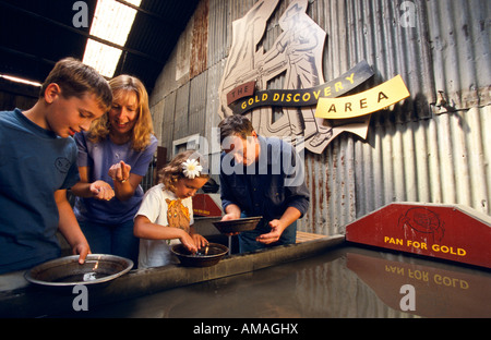 Familie Goldwaschen Stockfoto