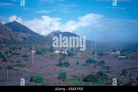 Vulkan in der Nähe von Rabaul Papua New Guinea Neubritannien Rabaul Stockfoto