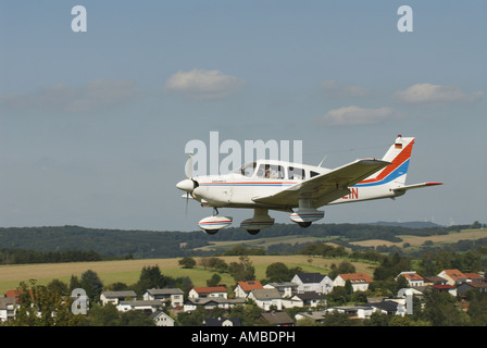 Piper PA-28 Landung, Deutschland, Saarland Stockfoto