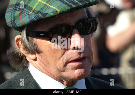 Sir Jackie Stewart interviewt in Goodwood Stockfoto