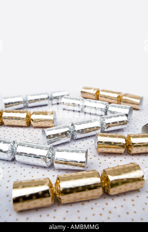 Silber und gold Christmas Cracker Stockfoto