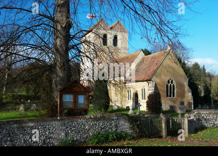 St. Bartholomews Church in Fingest, Buckinghamshire liegt in einer malerischen und ruhigen Chiltern Tal. Stockfoto